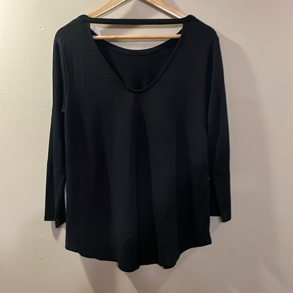 LOFT Top  - Picture 4 of 9